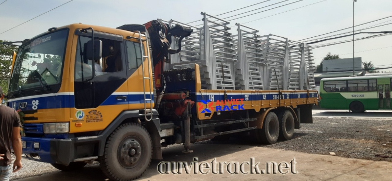 pallet xếp chồng